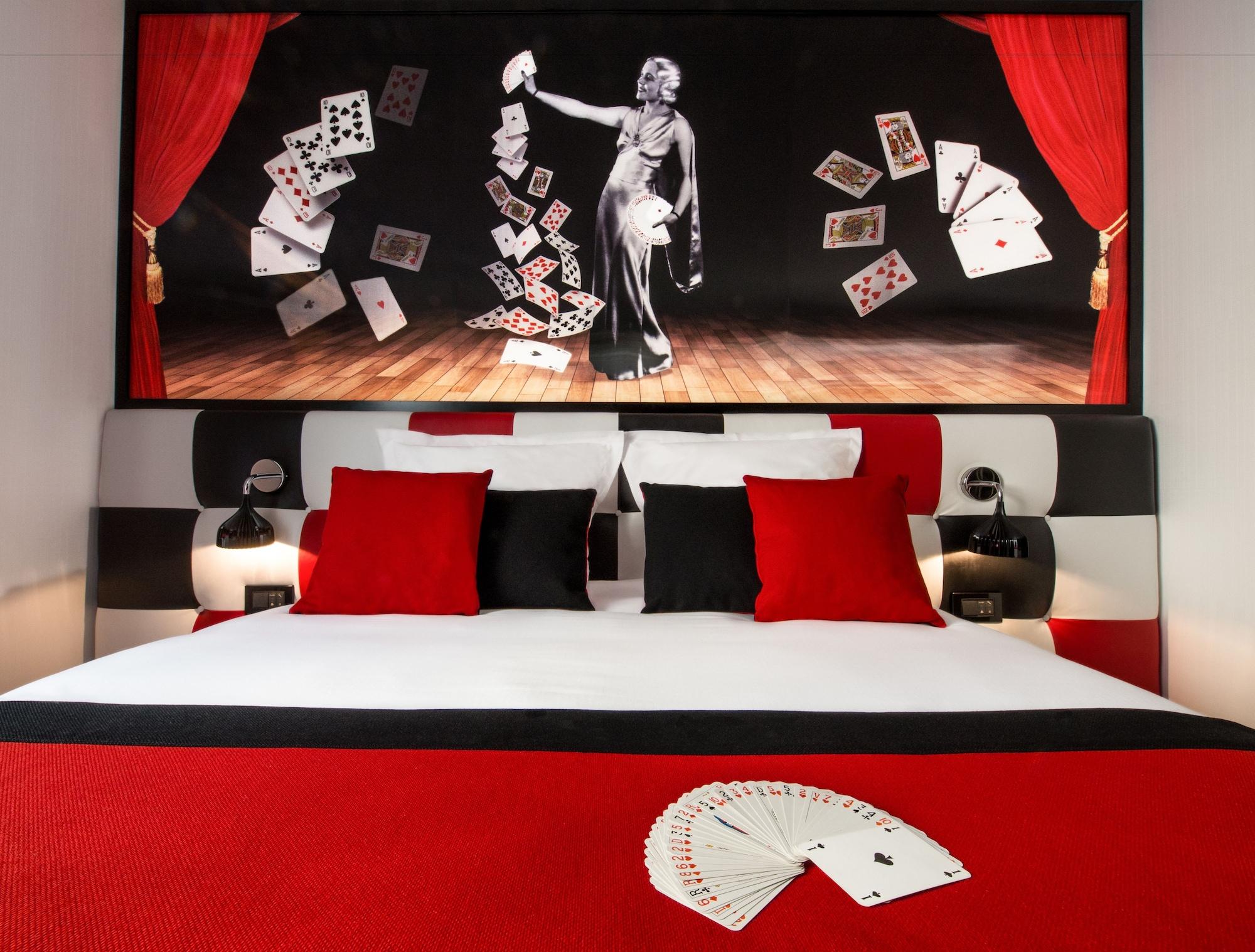Splendor Elysées Hotel 3*